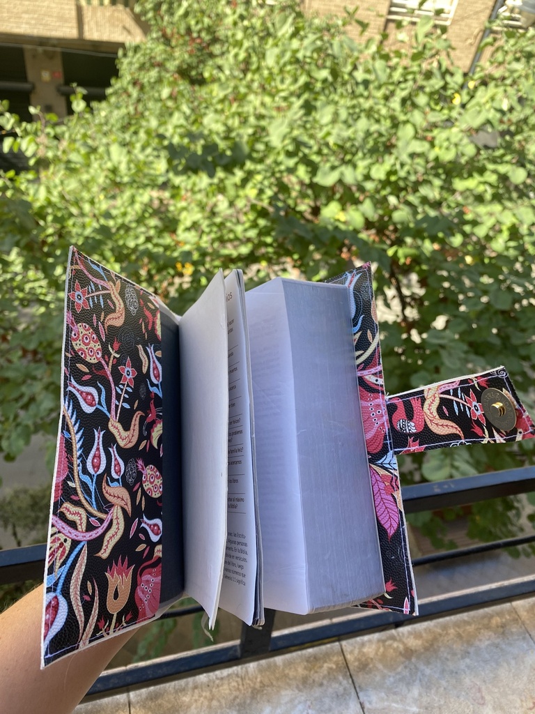 Funda Biblia · foto